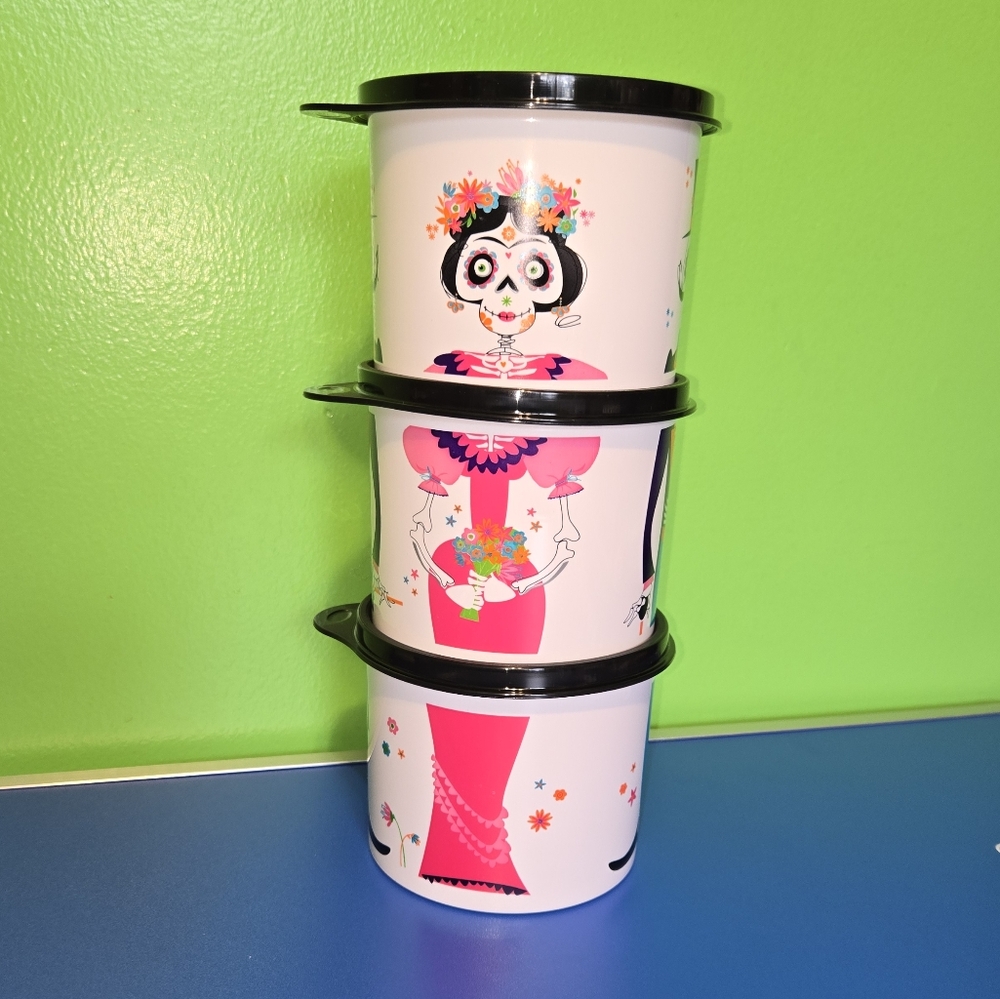 Tupperware Dio Los Muertos